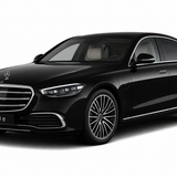 Mercedes-Benz S 580 e EV charging cable
